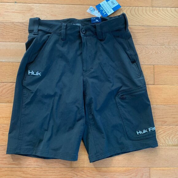 HUK Next Level 10.5" Fishing Shorts Men’s M Black Performance Stretch Cargo‎ NWT - Picture 1 of 8